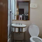 Amplio Chalet De Estilo